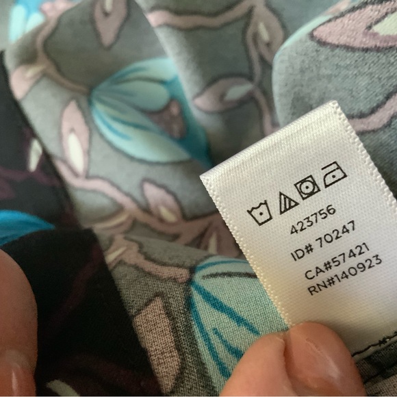 LOFT Black Blue Floral Print Shirt Dress Medium Band Collar Like New - Picture 8 of 9